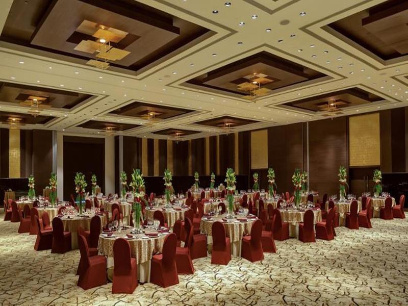 Hotel Sahara Star Mumbai Exterior foto The Grand Ballroom