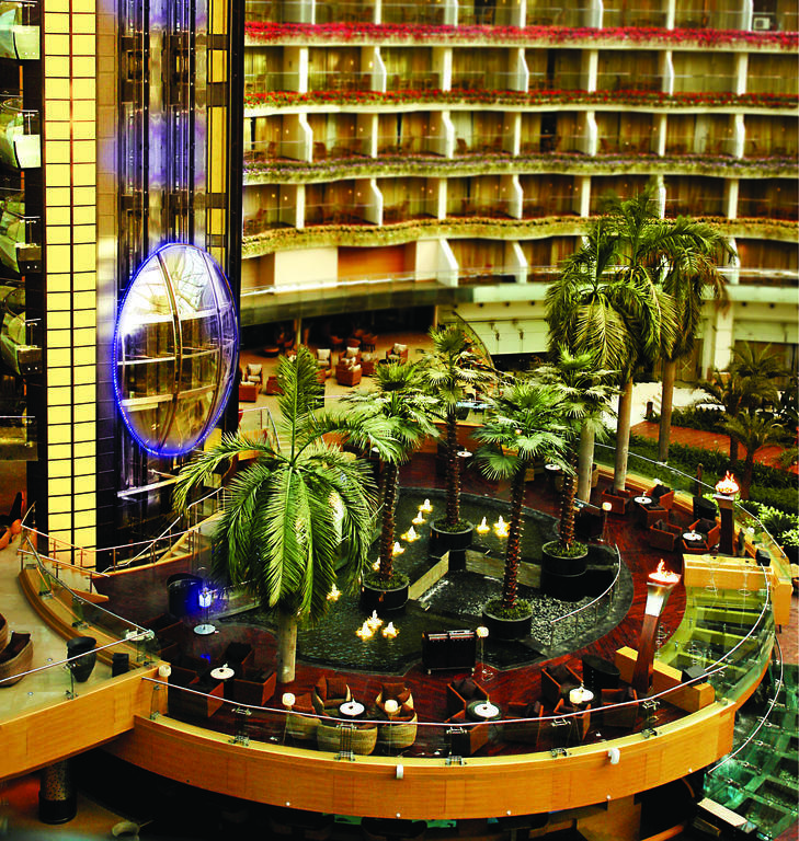 Hotel Sahara Star Mumbai Exterior foto The lobby of the Grand Hyatt Mumbai